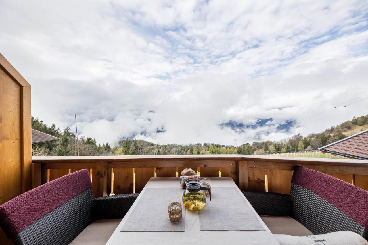 Eichernhof Apartment Marillenbluete Verano Luaran gambar